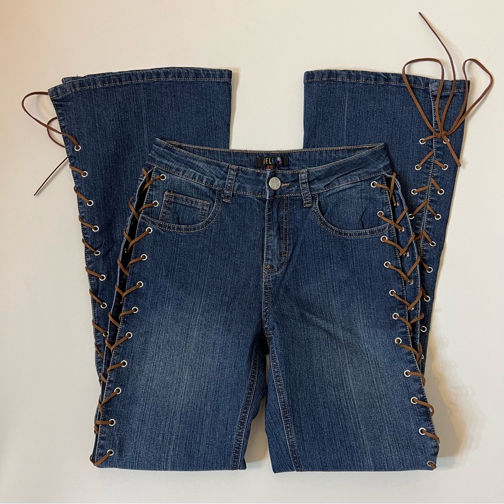 Dolls kill Delia’s flare jeans